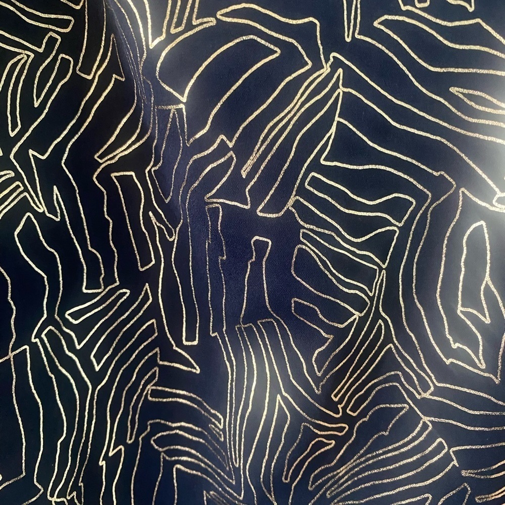 Michael Kors gold and navy blouse size-L - Picture 2 of 10